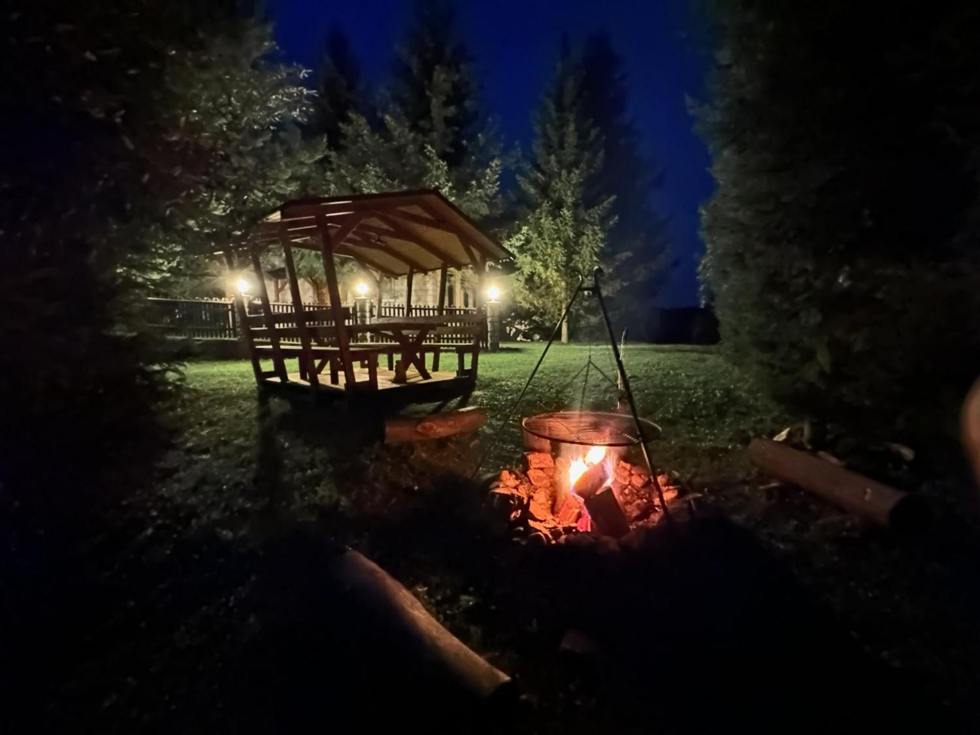 Domek Na Gorze Z Pieknym Widokiem Буковец Экстерьер фото